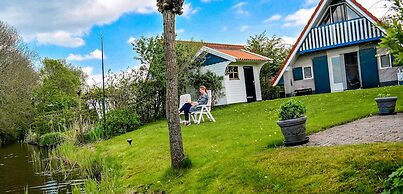 5 Pers Holiday Home Horizon Close to the National Park Lauwersmeer