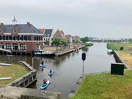 Holiday Home Schapenzicht With Balcony, Terrace, and Garden for 6 Pers