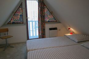 Holiday Home Schapenzicht With Balcony, Terrace, and Garden for 6 Pers