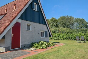 Holiday Home Schapenzicht With Balcony, Terrace, and Garden for 6 Pers