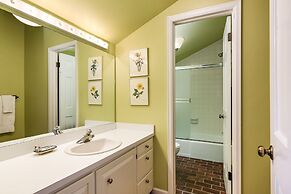 921 Faraway 5 Bedroom Home by RedAwning