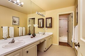 921 Faraway 5 Bedroom Home by RedAwning