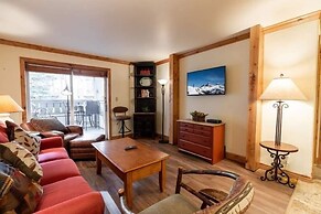 Nine Vail Road Condos Professionally-Managed in Vail Short Walk to Gon