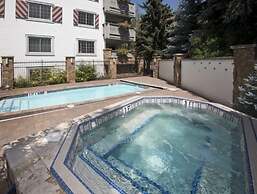 Nine Vail Road Condos with Onsite Pool, Short Walk to Gondola One by R