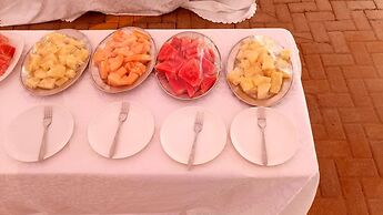 Dillions Highway Motel