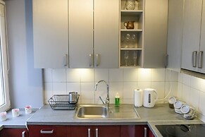 Golden Center Apartment