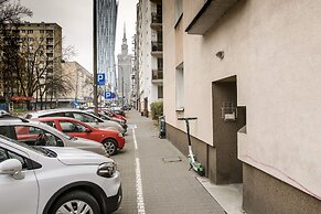 Golden Center Apartment