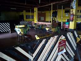 Mumbi Rose Guest House