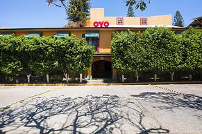 OYO Hotel Maria Teresa Inn