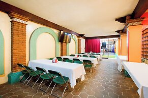 OYO Hotel Maria Teresa Inn