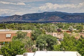 Hampton Inn Santa Fe South