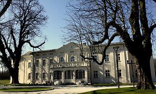 Kasztanowy Pałac