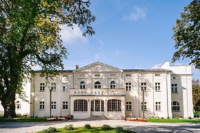 Kasztanowy Pałac