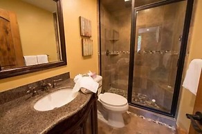 Scorpio Condos with Great Vail Mountain Views by RedAwning