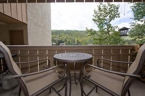 Scorpio Condos with Great Vail Mountain Views by RedAwning