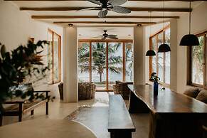 Zorba Tulum Beach Homes