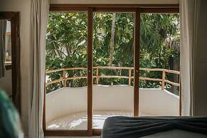 Zorba Tulum Beach Homes
