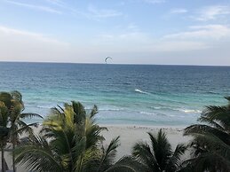 Zorba Tulum Beach Homes