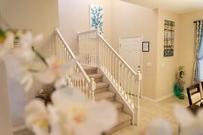 Trafalgar Retreat by Orlando Short Term