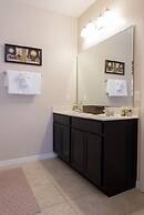 Trafalgar Retreat by Orlando Short Term