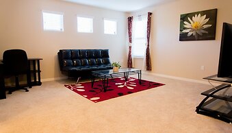 Trafalgar Retreat by Orlando Short Term