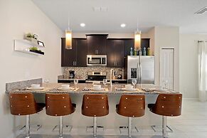 Storey Lake Escape by Orlando Short Term