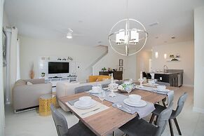 Storey Lake Escape by Orlando Short Term