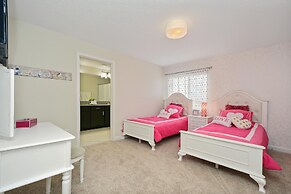 Storey Lake Escape by Orlando Short Term