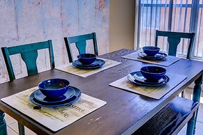 Paradise Island by Orlando Short Term