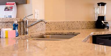 Paradise Island by Orlando Short Term