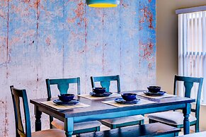 Paradise Island by Orlando Short Term