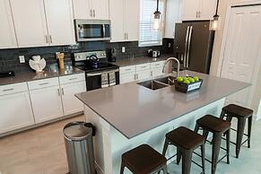 Safari Island by Orlando Short Term