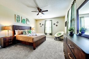 Beach Retreat by Orlando Short Term