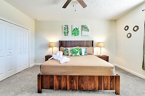 Beach Retreat by Orlando Short Term