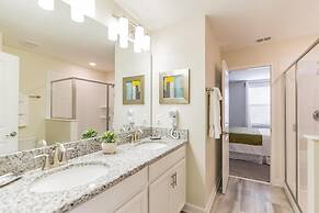 Holiday Retreat by Orlando Short Term