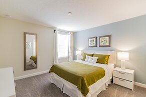 Holiday Retreat by Orlando Short Term