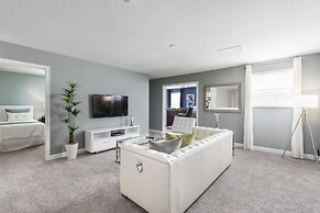 Tropical Escape by Orlando Short Term