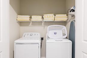 Tropical Escape by Orlando Short Term