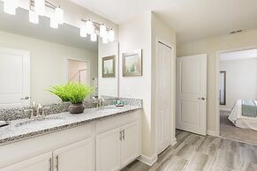 Tropical Escape by Orlando Short Term