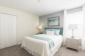 Tropical Escape by Orlando Short Term