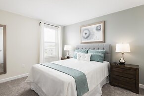 Tropical Escape by Orlando Short Term