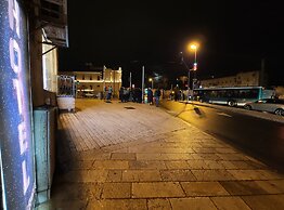 Capsule & Dormitory Space-X