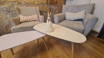 Capsule & Dormitory Space-X