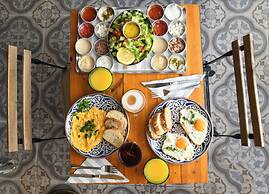 Capsule & Dormitory Space-X