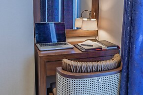 Lord Morgan Exclusive Design & Cihangir