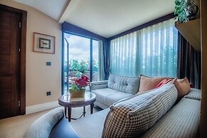 Lord Morgan Exclusive Design & Cihangir