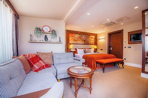 Lord Morgan Exclusive Design & Cihangir