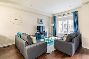 GLOBALSTAY. Modern Lake Ontario Townhomes