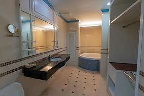 Krabi Nature Beach Resort