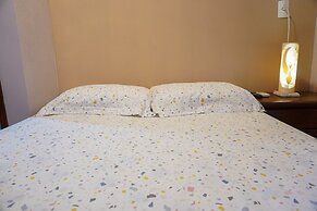 Hostel House Santinho